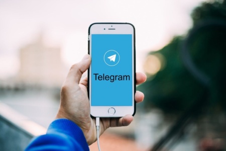 Pavel Durov again complains about Apple - it blocks the "revolutionary update" of Telegram and takes a very large commission