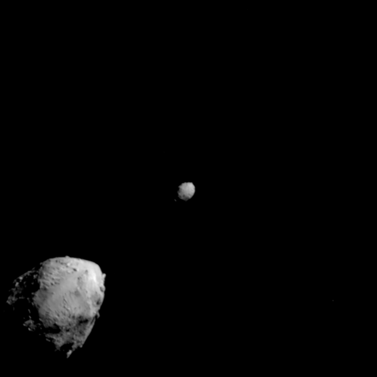 Зіткнення зонда NASA DART з астероїдом Діморфосом. Як пройшла перевірка планетарної оборони — на відео та фото в деталях