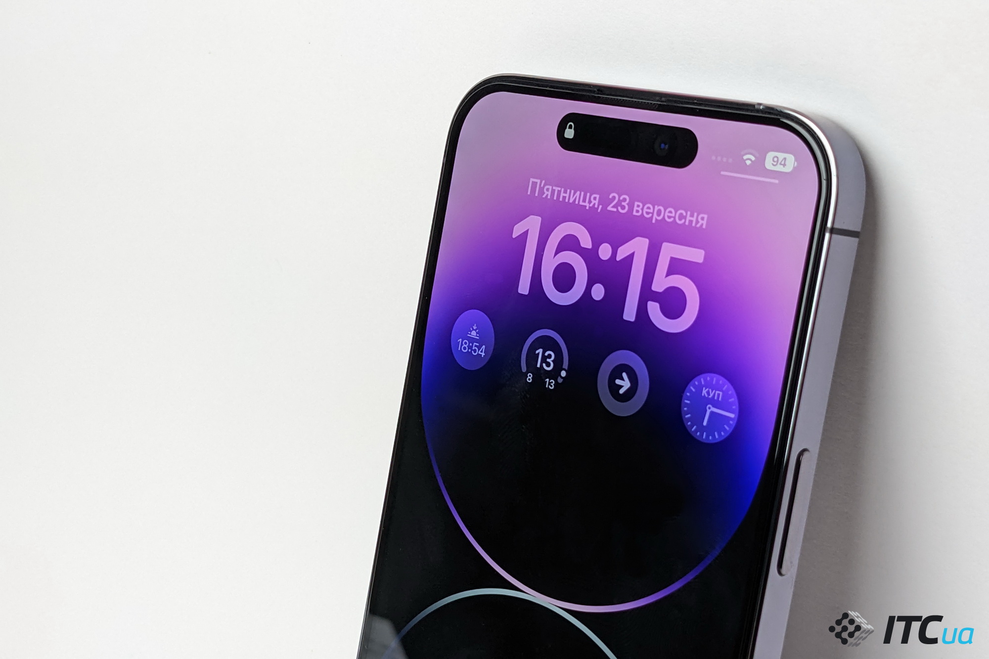 Огляд iPhone 14 Pro Max: Dynamic Island, Always-On та оновлені камери
