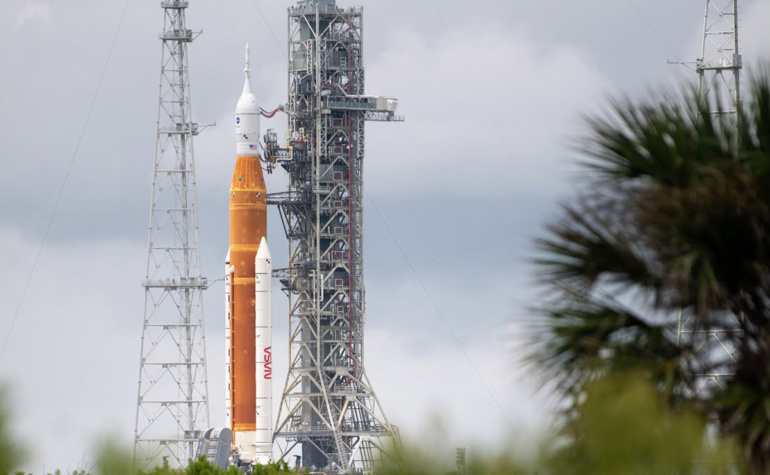 NASA успешно завершило испытания топливной системы ракеты SLS миссии Artemis 1