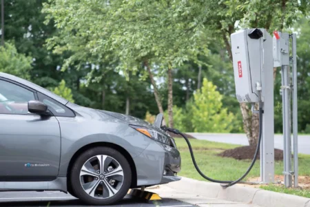 Електромобіль Nissan Leaf тепер можна використовувати для резервного енергопостачання будинку