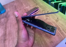 Аккумуляторы в некоторых смартфонах Samsung могут “вздуваться”: техноблогер обнаружил проблему в 8 из 600 телефонов своей коллекции