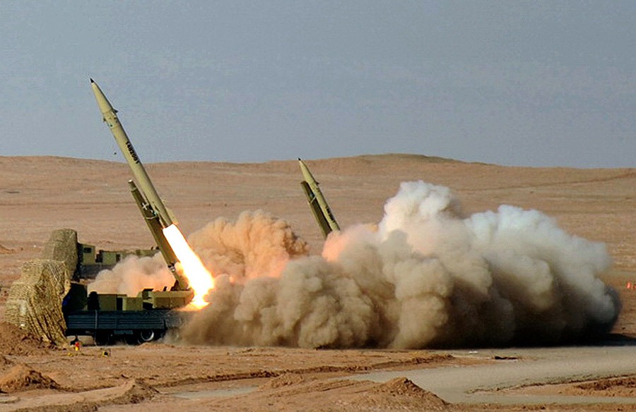 Ракеты Fateh-110 на иранских военных учениях