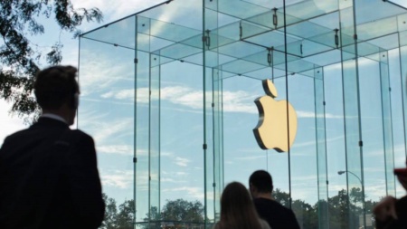 Працівник Apple “заробив” $17 млн протягом 7 років роботи в компанії – на “відкатах” та фальсифікації рахунків