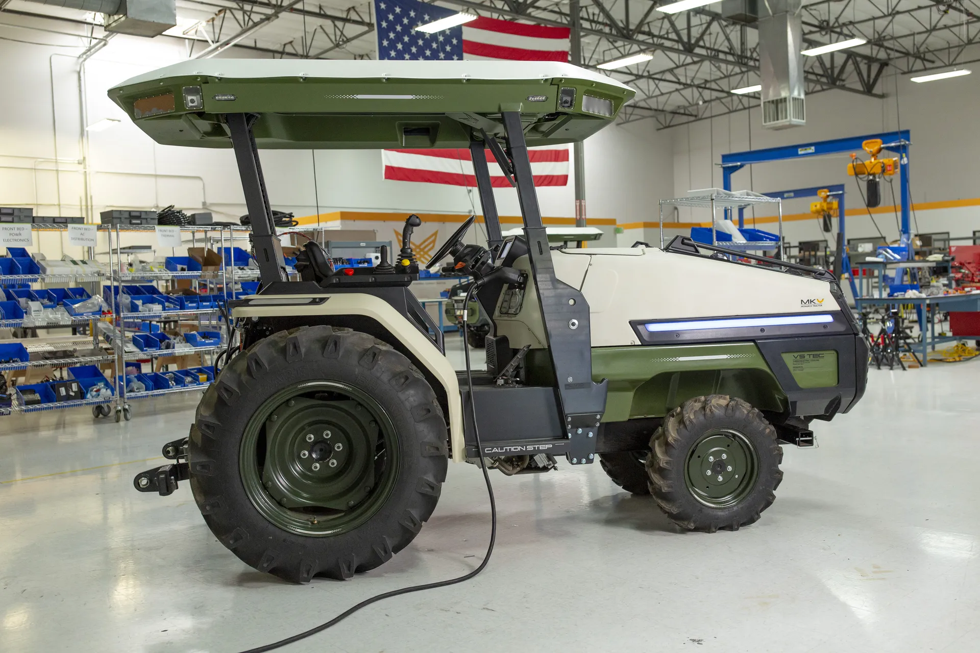Monarch Tractor запускает производство беспилотных элекрических тракторов на базе платформы ИИ NVIDIA Jetson Edge