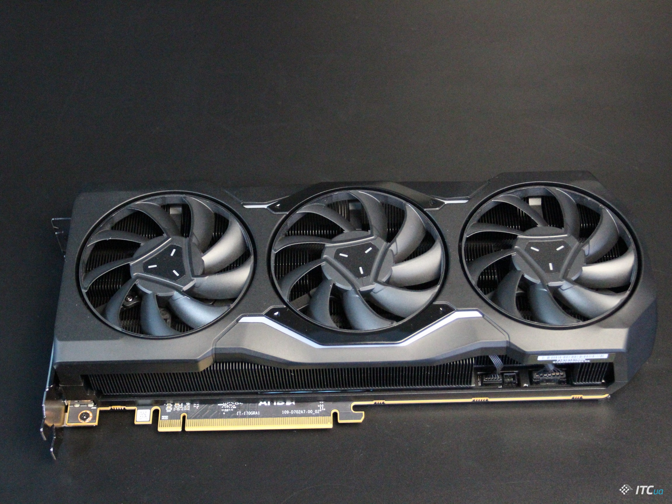 Обзор видеокарты AMD Radeon RX 7900 XTX – компактный «красный» флагман ...