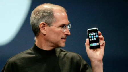 Exactly 16 years ago, Steve Jobs introduced the first Apple iPhone