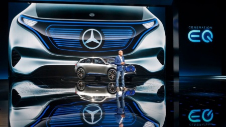 Mercedes у 2024 році відмовиться від бренду електроавто EQ — Handelsblatt