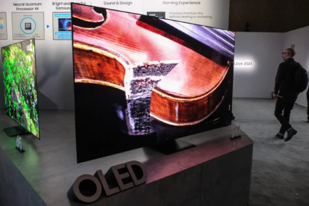 Samsung оценила свой сверхъяркий 77-дюймовый QD-OLED телевизор в $4500