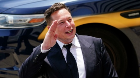 Elon Musk says he will leave the post of Twitter CEO until the end of 2023