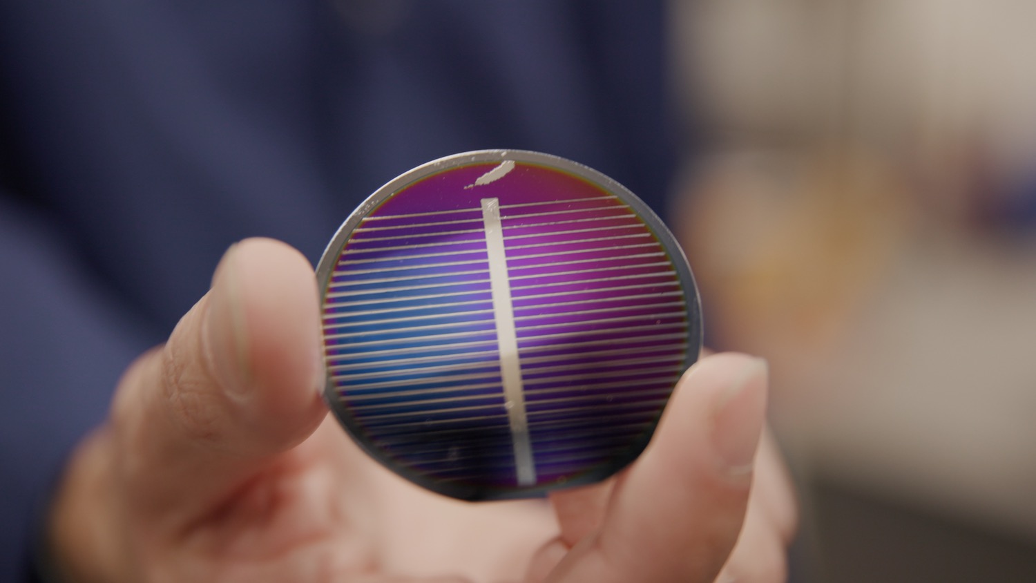 Blue Origin створює сонячні батареї з матеріалу, що імітує хімічний та мінералогічний склад реголіту на Місяці