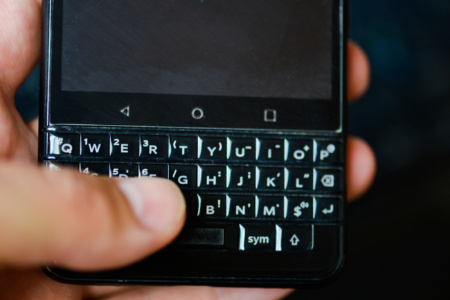 Вышел трейлер фильма BlackBerry, он расскажет о взлётах и падениях легендарного производителя телефонов с клавиатурой