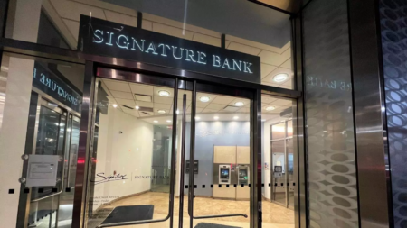 Регулятори закрили Signature Bank — це вже третє за тиждень банкрутство серед американських банків