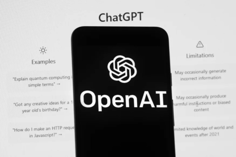 ChatGPT «засвітив» чужі історії чатів — OpenAI довелось вимкнути чатбот на 10 годин, але він і зараз працює з обмеженнями