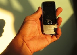 У США зросли продажі «тупих» телефонів – оскільки зумери прагнуть подолати залежність від соцмереж