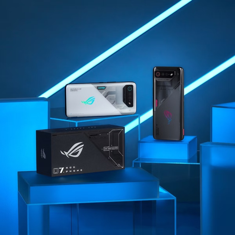 Gaming smartphone Asus ROG Phone 7: Snapdragon 8 Gen 2, ultrasonic triggers and an external cooler with a subwoofer