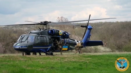 ГУР МО вже використовує вертоліт Black Hawk для бойових дій, в тому числі на території ворога