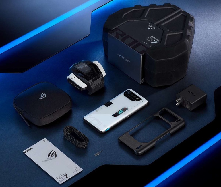 Игровой смартфон Asus ROG Phone 7: Snapdragon 8 Gen 2, ультразвуковые триггеры и внешний кулер с сабвуфером