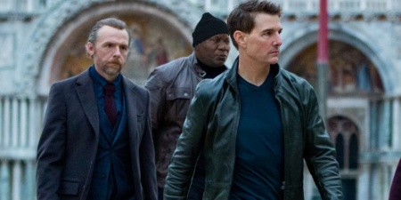 Tom Cruise risks his life again in the new trailer of the spy action 