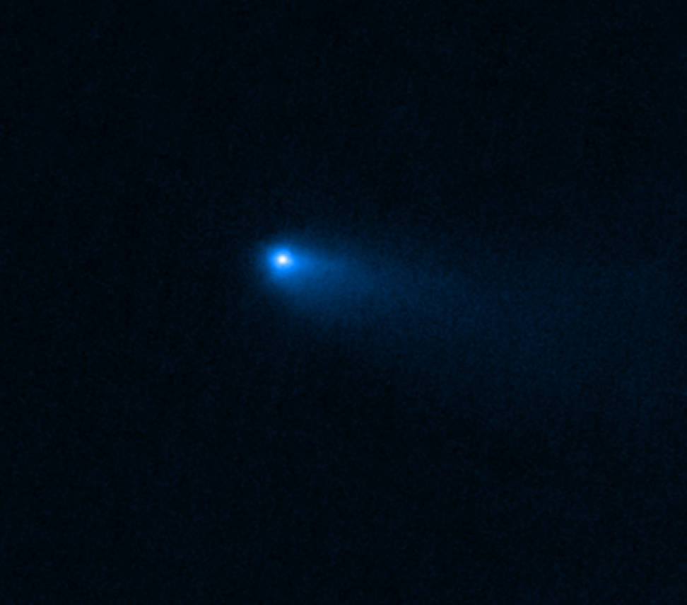 Image of Comet 238P/Read taken by the James Webb Telescope's NIRCam instrument on September 8, 2022.  It shows a nebulous halo called a coma and the tail characteristic of comets.  Image: NASA