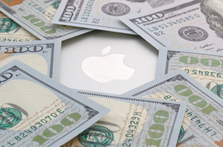 Apple знову коштує більше $3 трлн — вперше з січня 2022-го