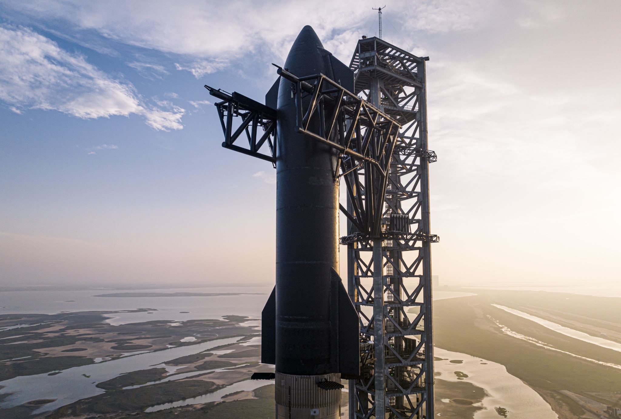 Нова МКС на базі Starship. NASA співпрацюватиме зі SpaceX, Blue Origin і ще 5 компаніями у розробці нових орбітальних станцій