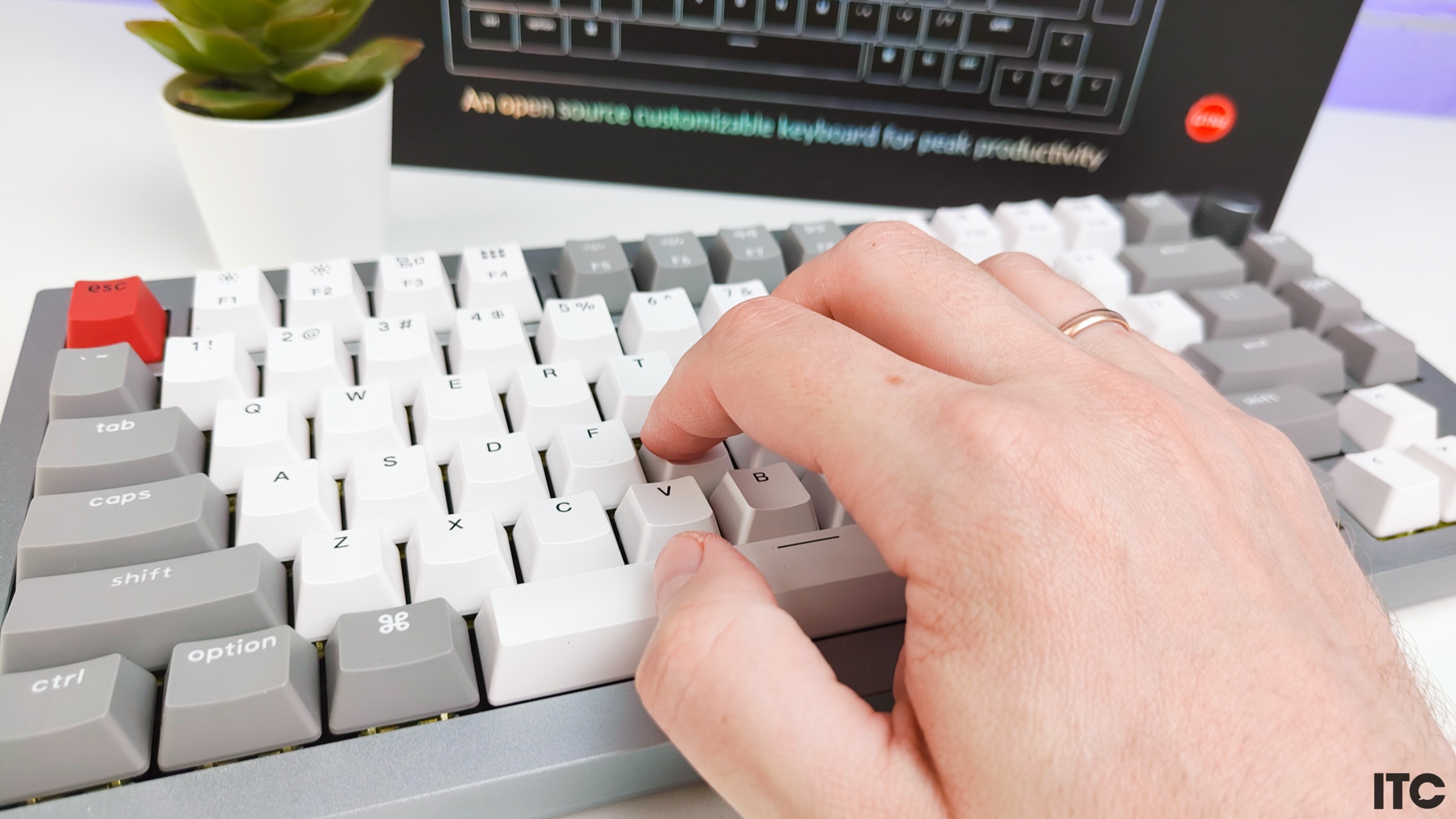 Обзор Keychron Q1: дорогая клавиатура под «ретро» для Windows/Mac со ...