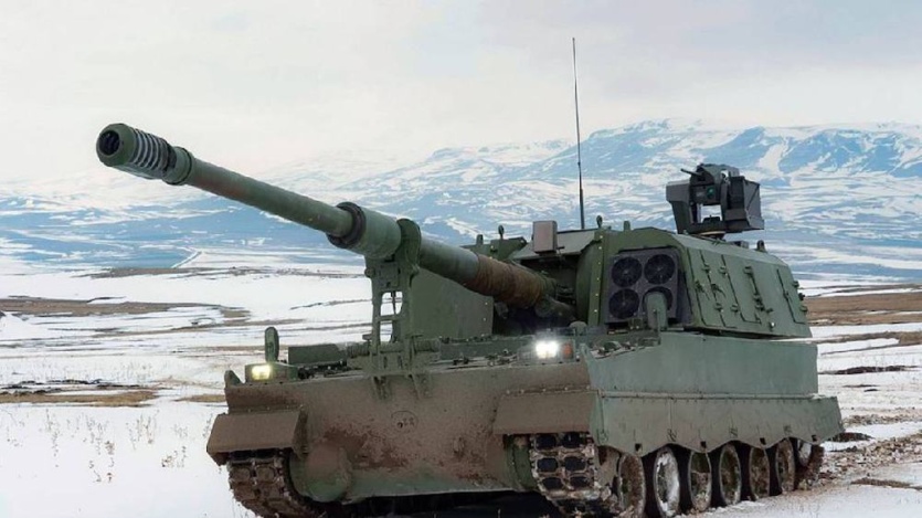 Турецкая САУ Т-155 Firtina спешит на поле боя раздавать билеты на концерт Кобзона
