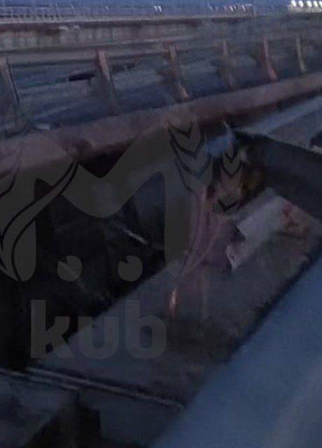 Нові вибухи на кримському мосту — один проліт зруйновано повністю, ще один зійшов з опори
