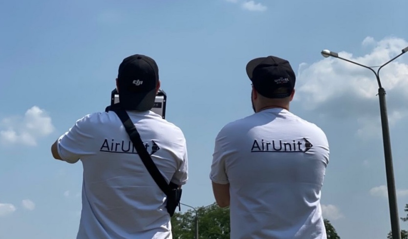 Українські модульні FPV-дрони від AirUnit: квадрокоптери для розвідки, ураження живої сили та броні ворога