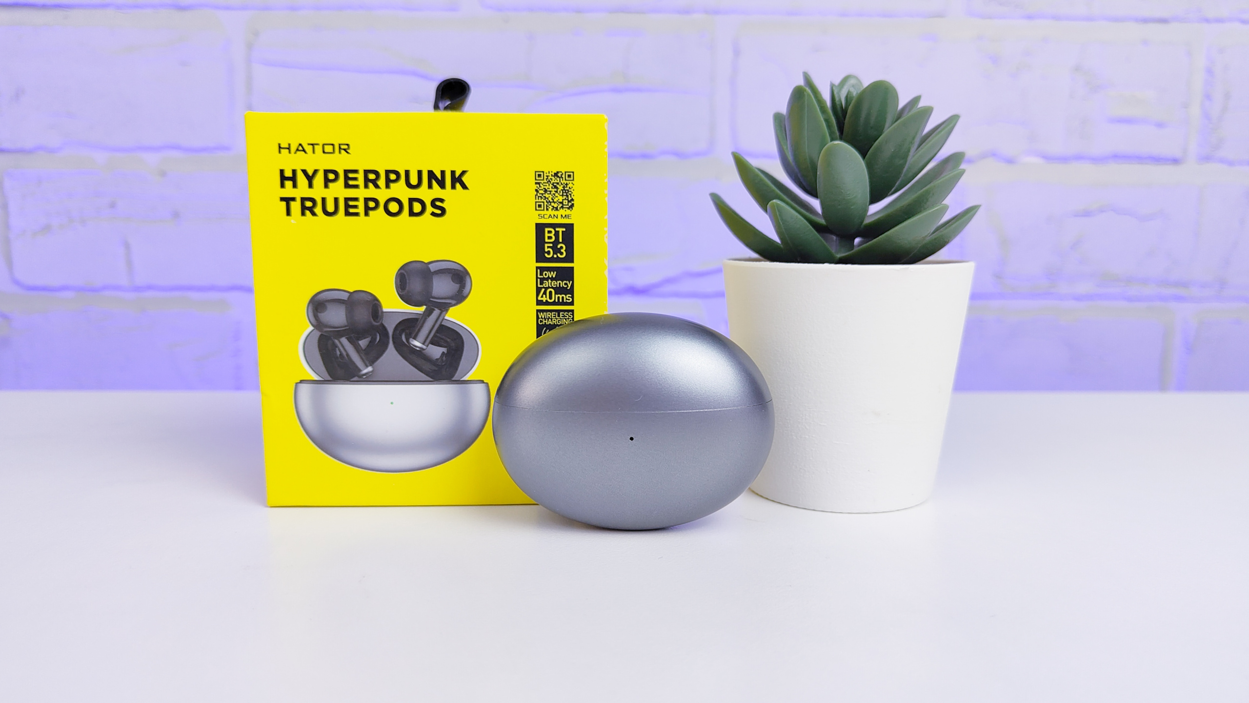 Огляд Hator Hyperpunk Truepods: бюджетні TWS-навушники із шумозаглушенням, захистом від вологи та бездротовою зарядкою
