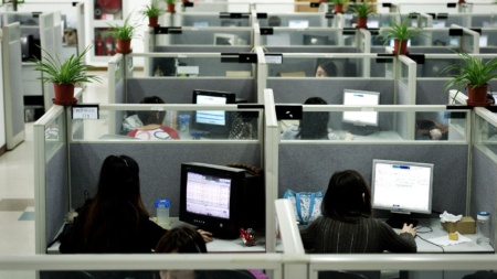 «‎Прокляття 35 років» – нова тенденція у Китаї, яка відправляє на пенсію молодих працівників та змушує їх думати, що «‎життя скінчилось»
