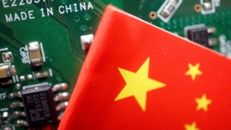 Китай спрямує $40 млрд на виробництво чипів – на тлі продовження торгових санкцій з боку США