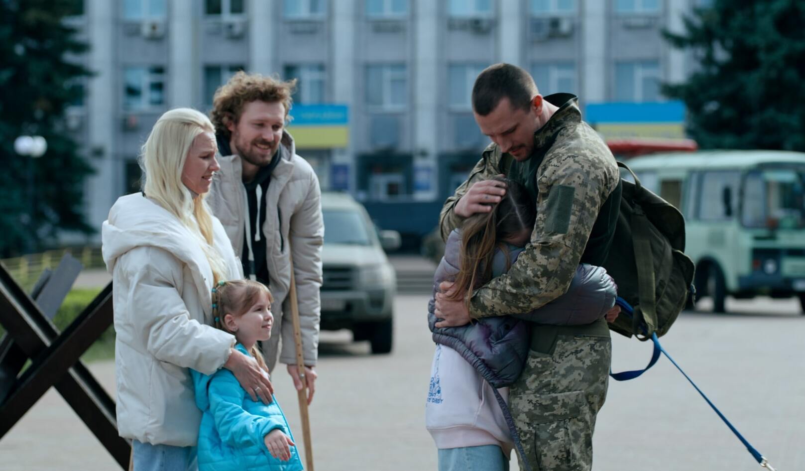 Перша українська прем’єра на Netflix — серіал «Перші дні» про початок війни вийде 1 листопада