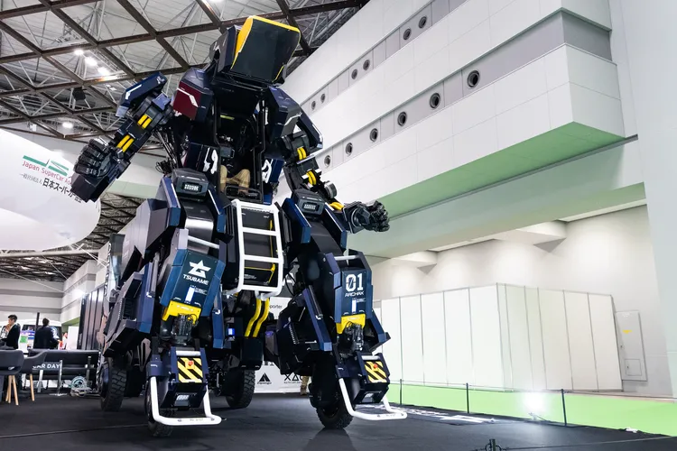 Tsubame Archax — 4,5-м робот-трансформер за $3 млн, который мечтает стать луноходом