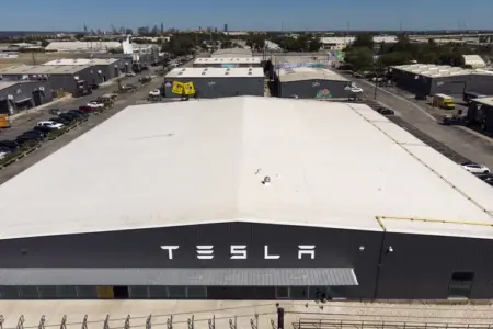 Завод Tesla в Техасі
