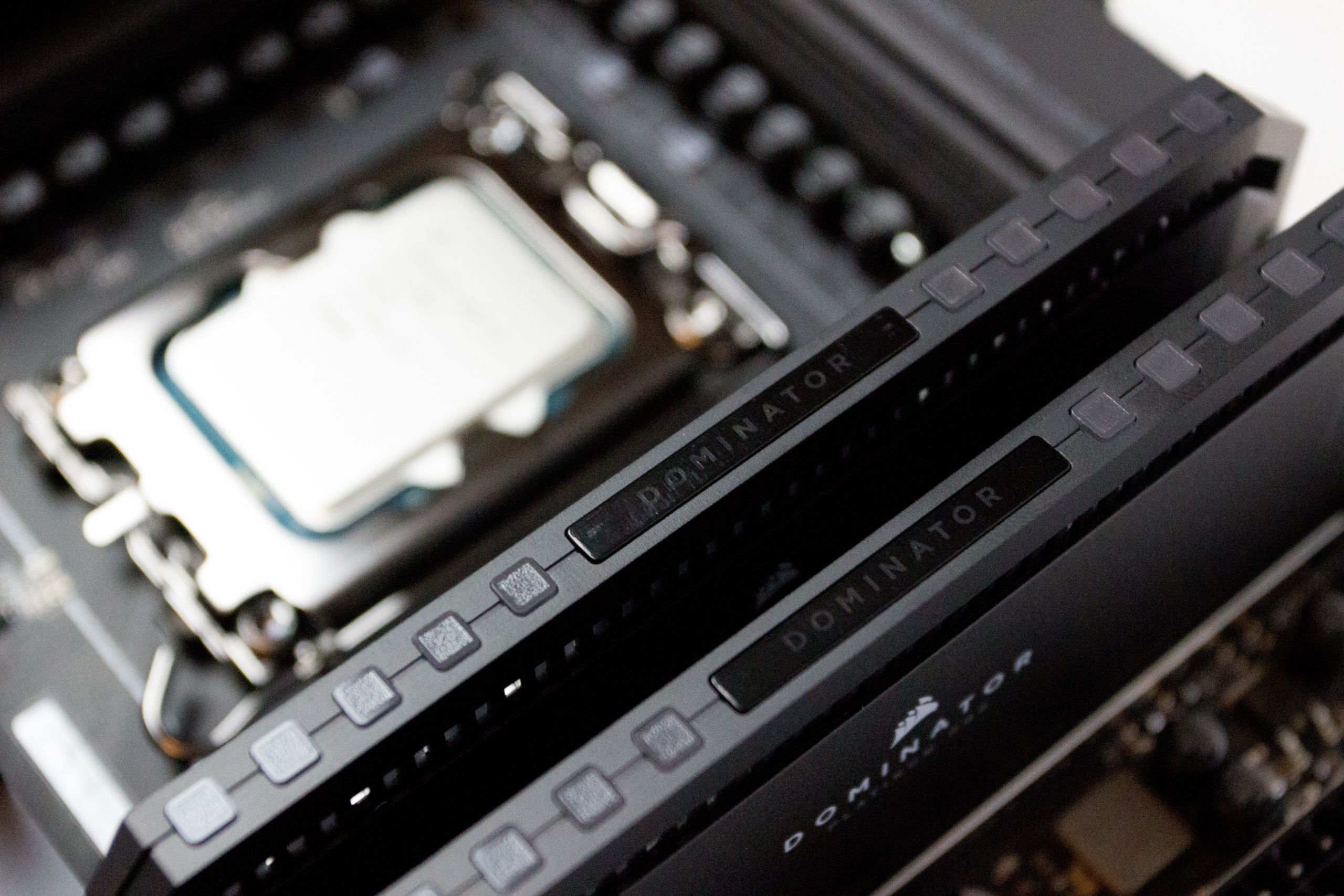 Обзор процессора Intel Core i9-14900K – новый король производительности