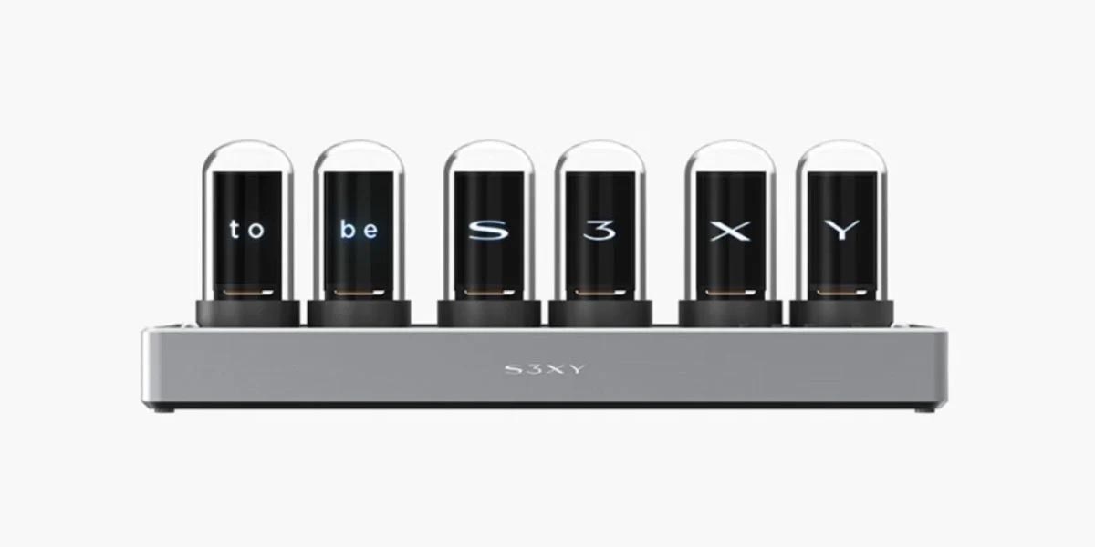 Tesla выпустила светящиеся «ламповые» часы S3XY Time Glow Clock и возобновила продажи пива CyberBeer
