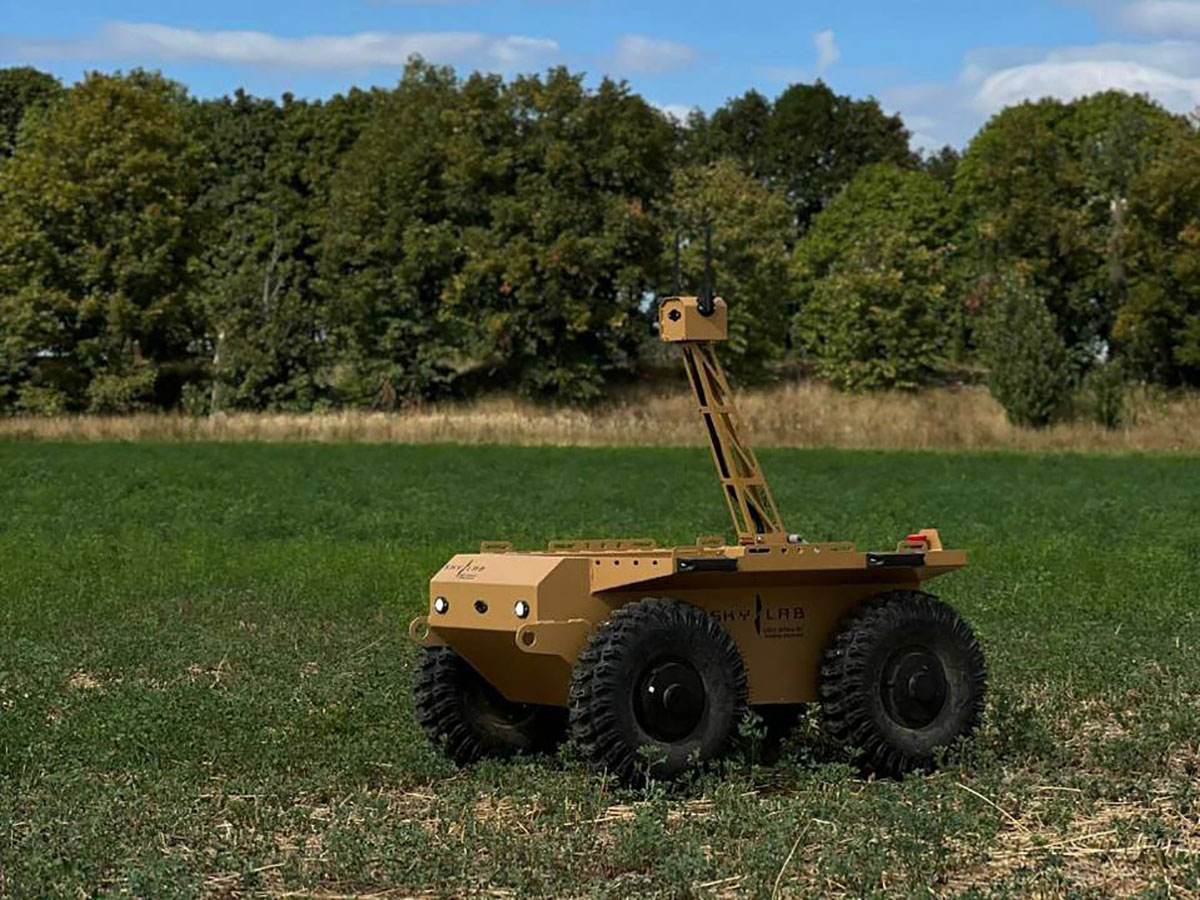 UGV Sirko-S1 — на фронті тестують наземного робота, який може доставляти бійцям до 200 кг вантажів