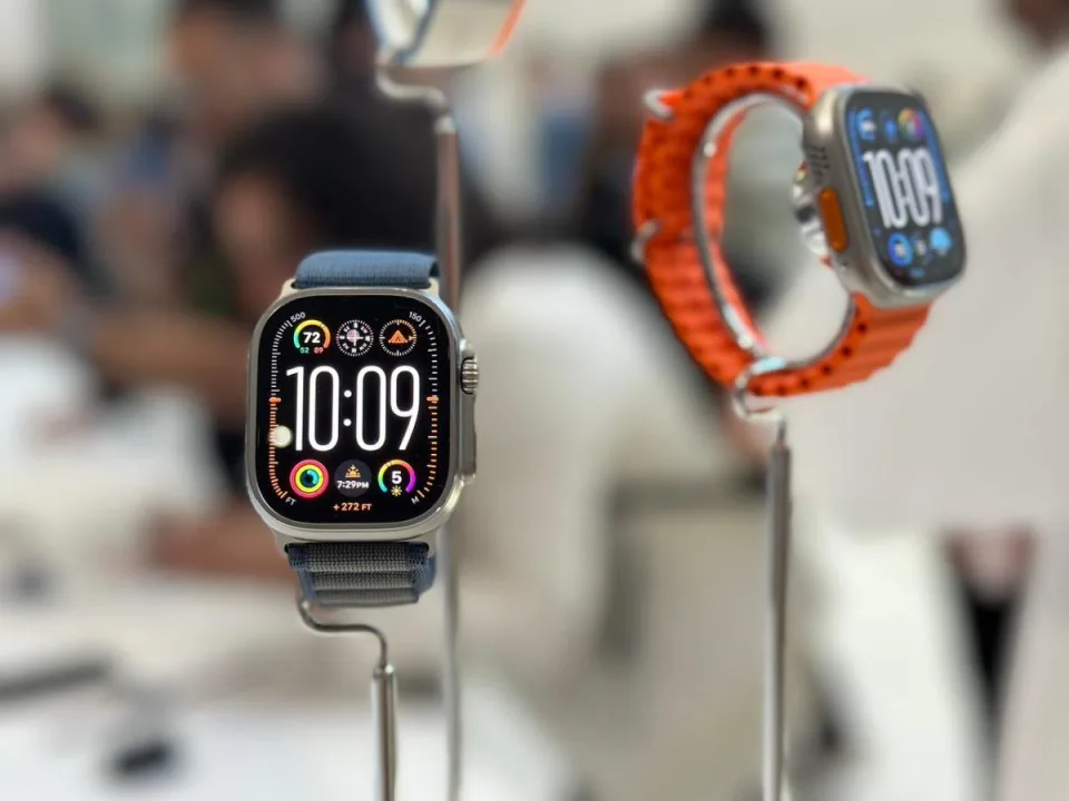 Оновлення watchOS 10.1.1 має виправити проблеми з розрядом батареї Apple Watch