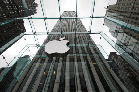 Капіталізація Apple знову сягнула $3 трлн — попри зниження доходів у 2023 році