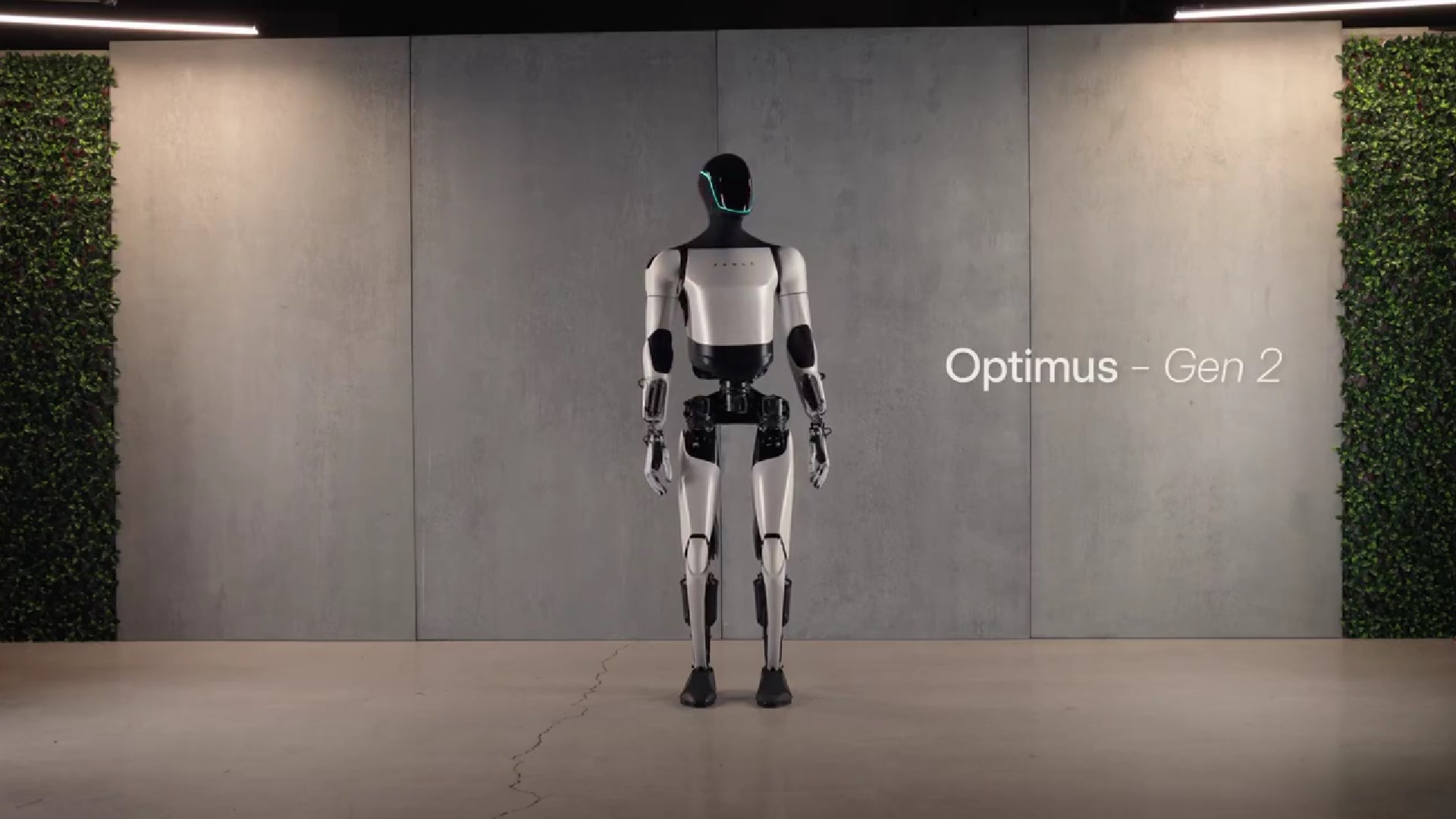 Tesla's next-gen Optimus robot is more Model S than Cybertruck.  And a little 
