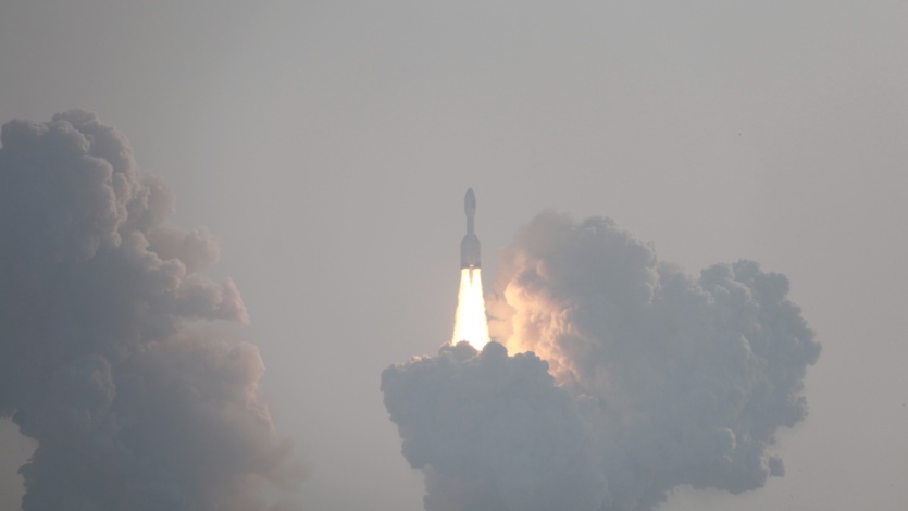 China launched into space Gravity-1 - the largest solid-fuel rocket with a payload of 6.5 tons