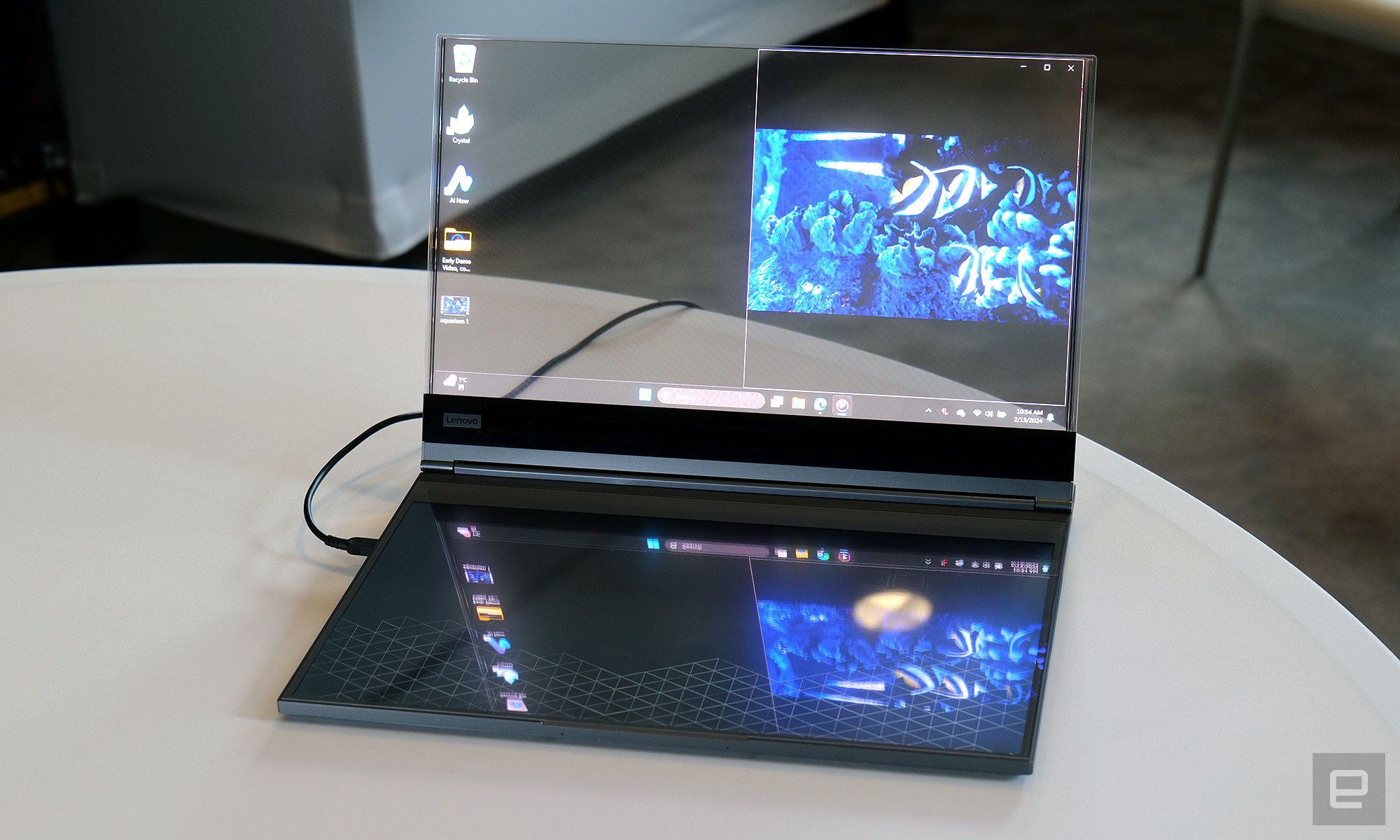 Lenovo на MWC 2024: ноутбук із прозорим екраном, нова лінійка