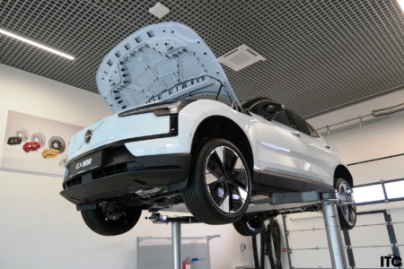 Volvo EX30