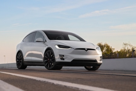 Tesla постане перед судом через роль Autopilot у смертельній аварії 2018 року