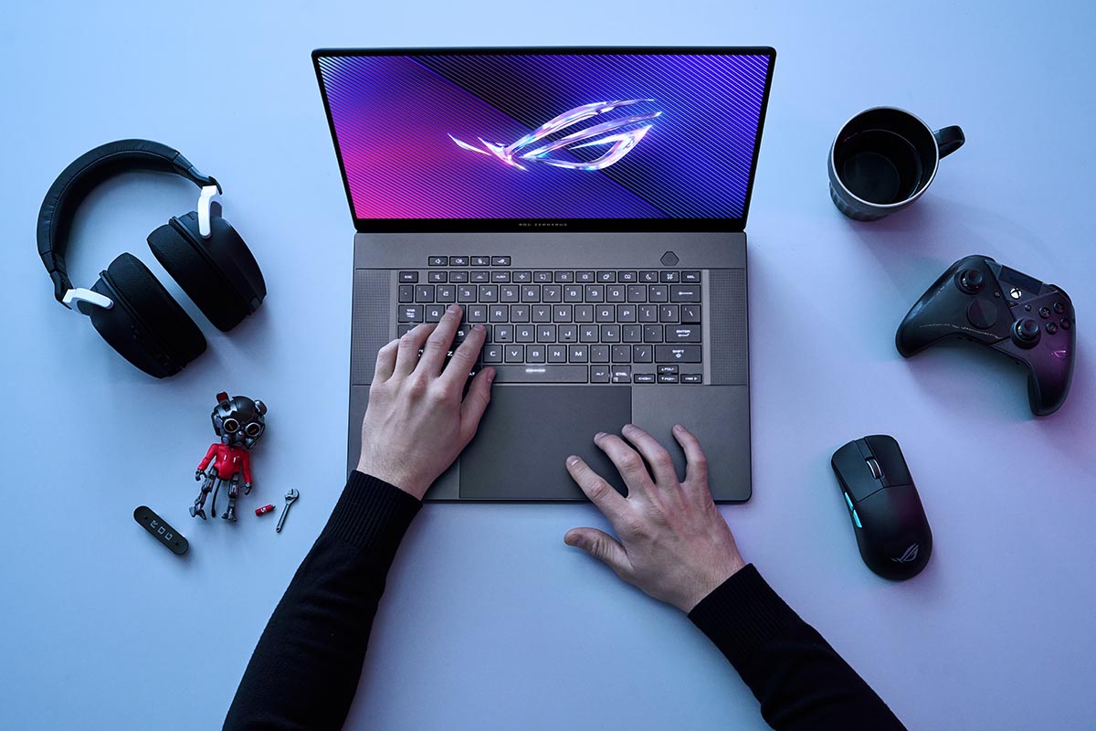 ASUS ROG ROG Zephyrus G16 (2024) gaming laptop in Ukraine costs from UAH 90,000.  With OLED display and Core Ultra 9 185H ─ from UAH 125,000