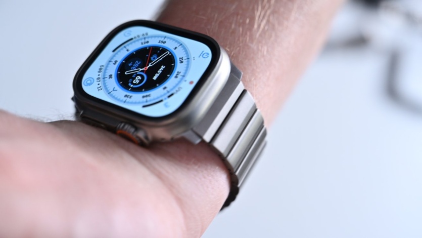 Огляд титанового ремінця Nomad для Apple Watch Ultra