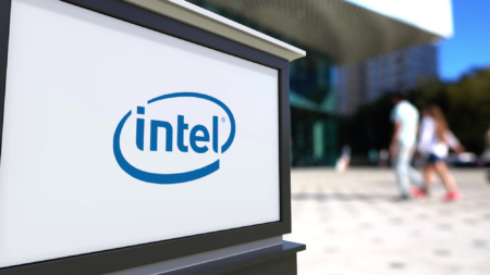 Китай заборонив використання чипів Intel і AMD у комп'ютерах урядовців