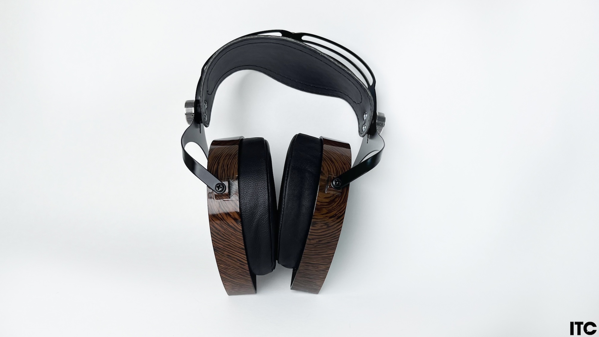Обзор Verum Audio Verum 1: изодинамические наушники от украинского